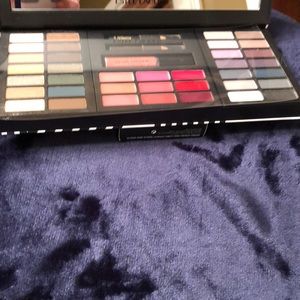 Estée Lauder make up set